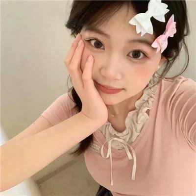 劳拉·马尔斯的眼睛
